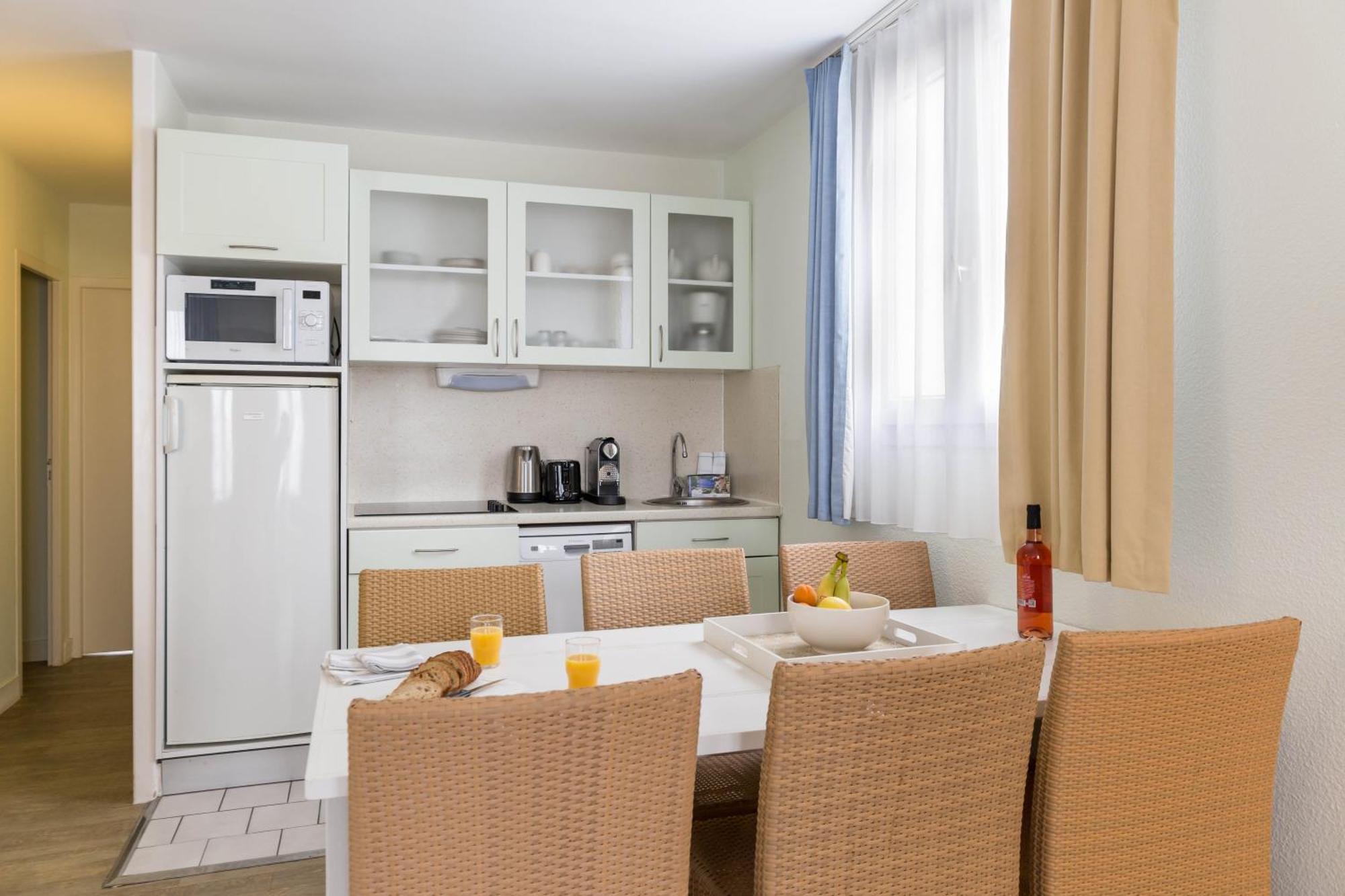 Residence Pierre & Vacances Le Palais Des Gouverneurs سان مارتن دو ر المظهر الخارجي الصورة